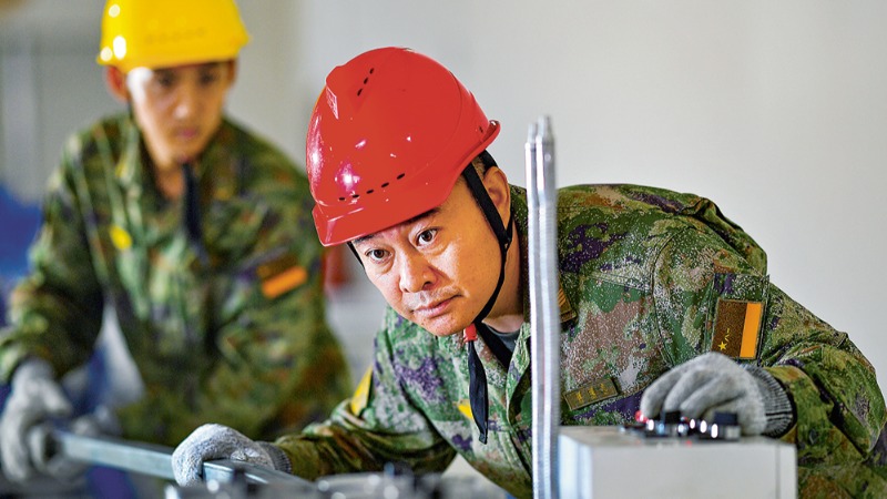 最美新時代革命軍人風采丨崔道虎：在創(chuàng)新之路上奮力奔跑